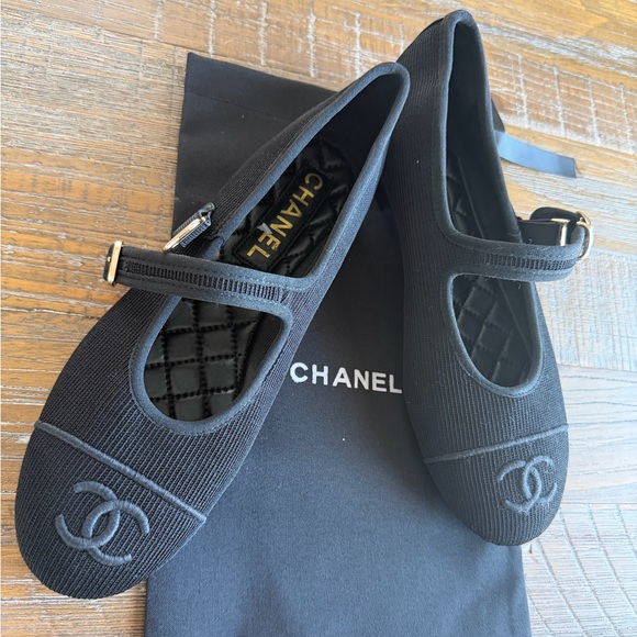 CHANEL Shoes - Chanel Black Mary Jane ballet  Flats size 40